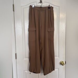 Women's Relaxed Fit Brown Pants